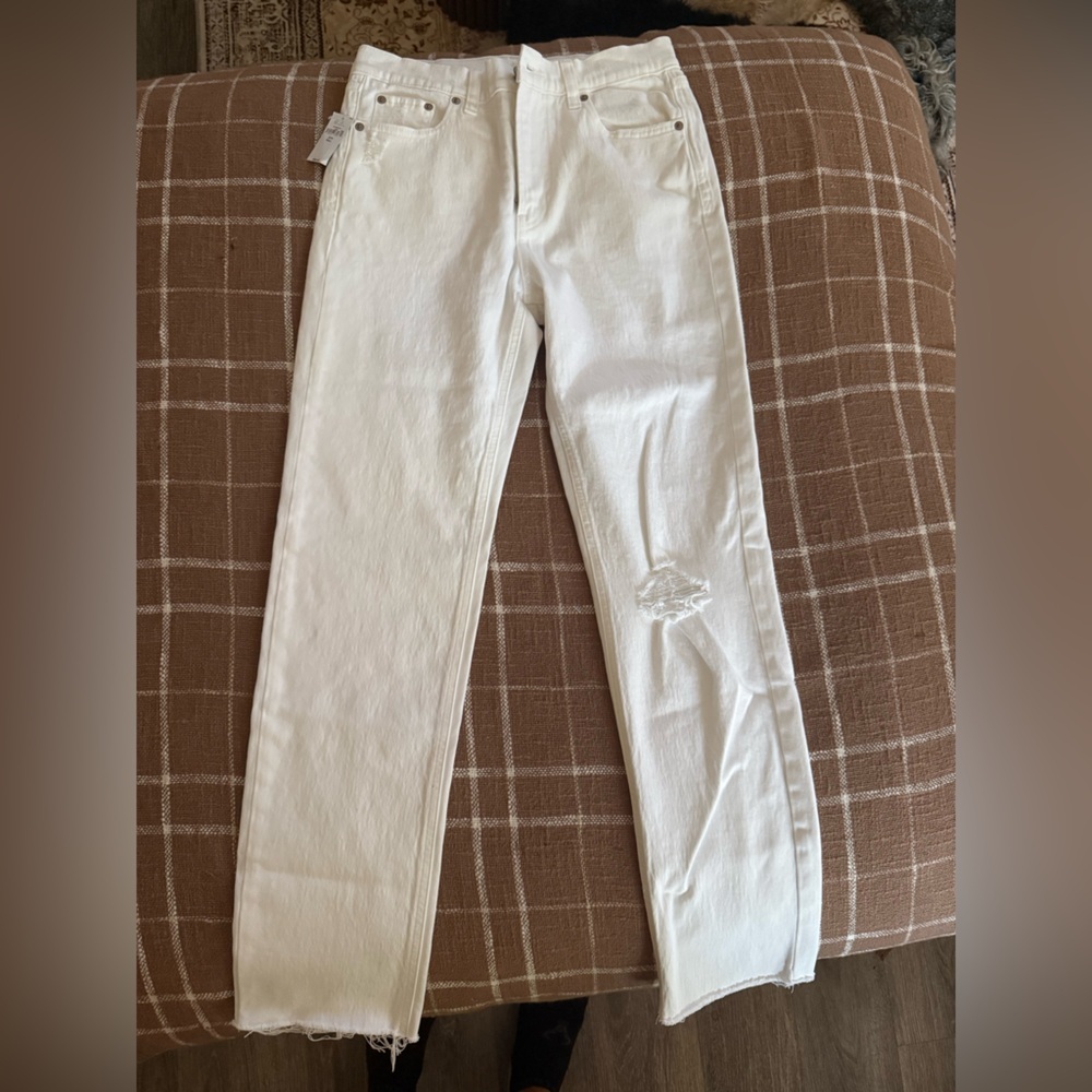 NWT GAP Women's high rise cheeky straight Jeans in optic white size 27/4 tall - Picture 8 of 10